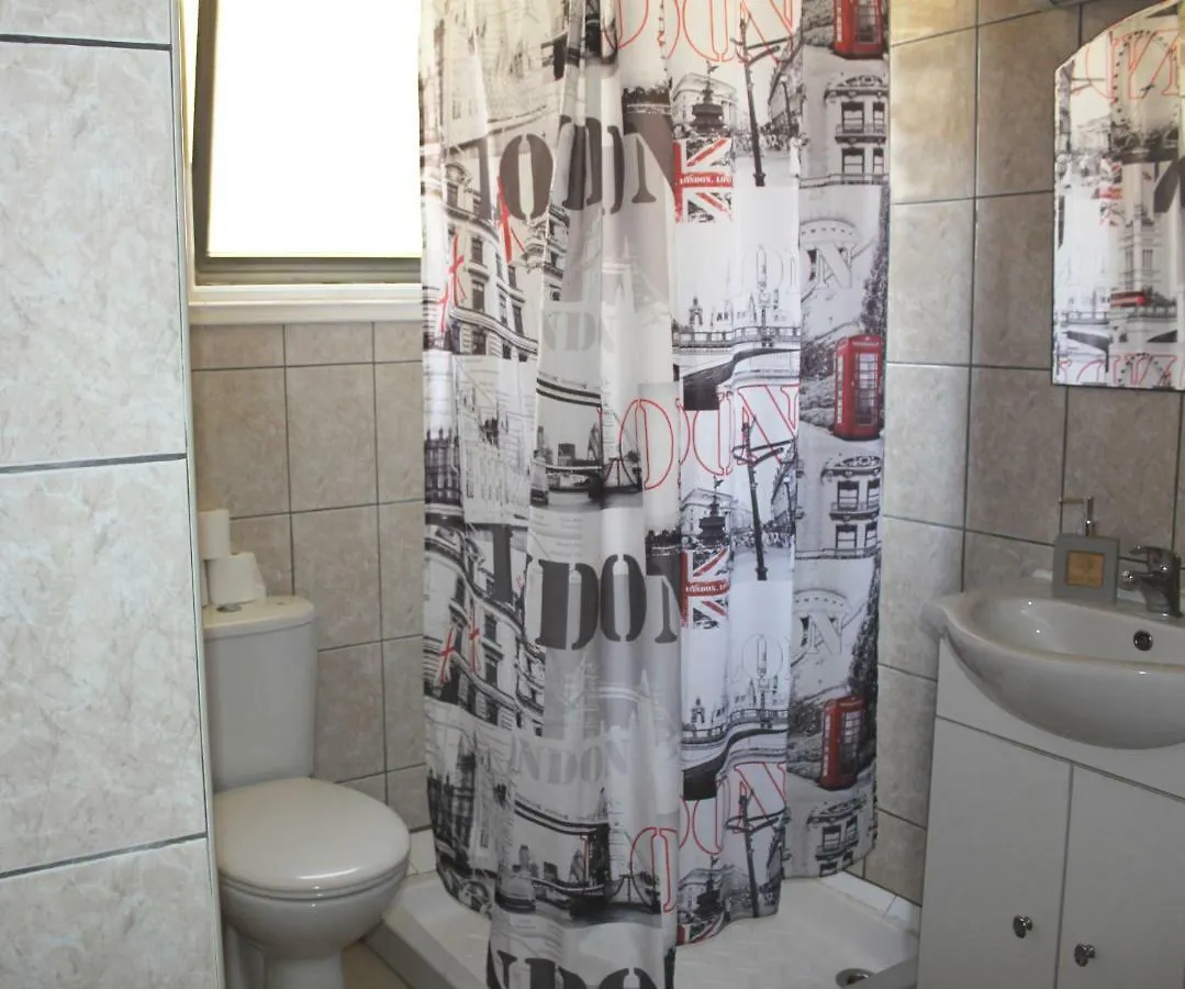 St. Mamas Apts Scala Cipro